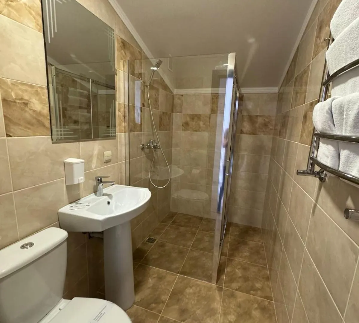 Ангел Комфорт Hotel Sofiivska Borshchahivka Ukraine
